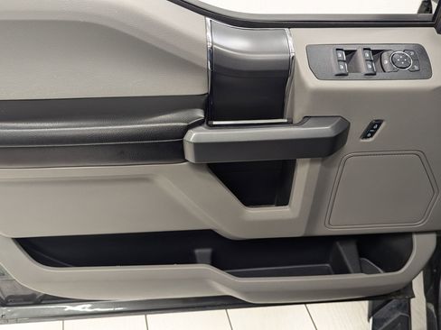 Used 2019 Ford F150 XLT w/ Equipment Group 302A Luxury image 10