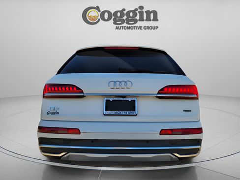 Used 2022 Audi Q7 2.0T Premium Plus w/ Premium Plus Package image 3