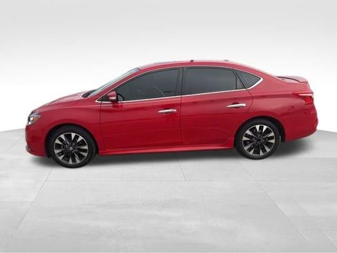 Used 2018 Nissan Sentra SR w/ Premium Package (P02) image 7