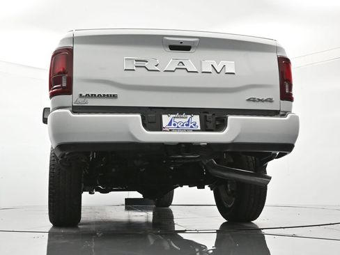 New 2026 RAM 2500 Laramie AWD/4WD image 43