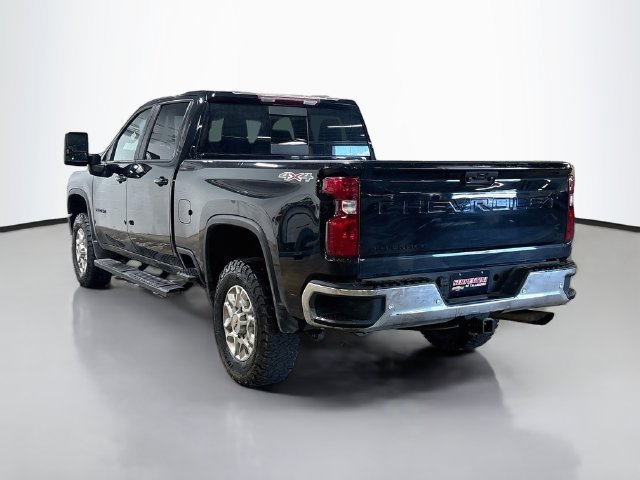 Used 2022 Chevrolet Silverado 3500 LT w/ All Star Edition AWD/4WD image 9
