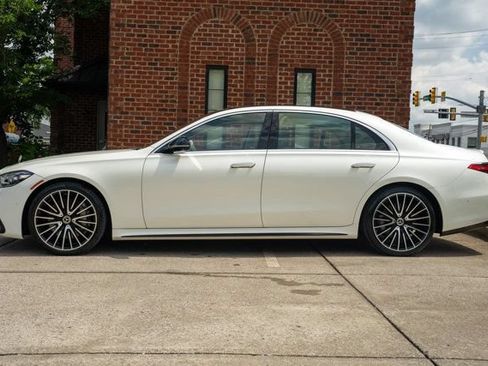 Used 2022 Mercedes-Benz S 500 4MATIC image 8