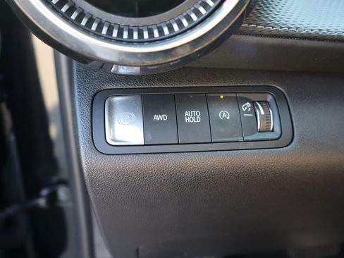 Used 2025 Chevrolet Equinox LT w/ Safety and Technology Package image 13