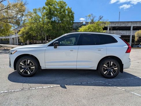 New 2026 Volvo XC60 B5 Core w/ Protection Package image 3
