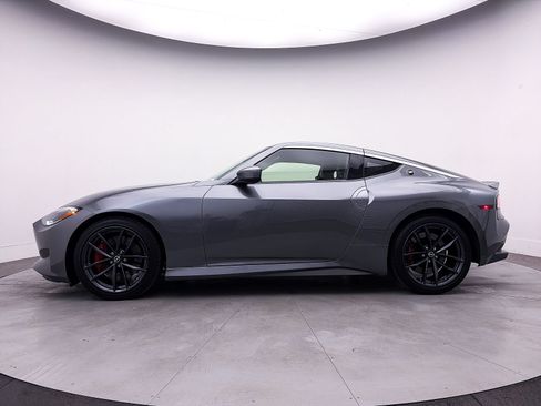 Used 2024 Nissan Z Performance w/ Floor Mat Package RWD image 39