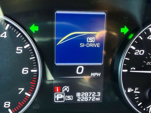 Used 2024 Subaru Crosstrek 2.0i Premium AWD/4WD image 23