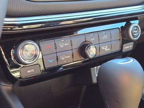 New 2026 Jeep Compass Latitude AWD/4WD image 26