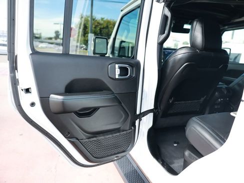 Used 2024 Jeep Wrangler High Altitude image 37