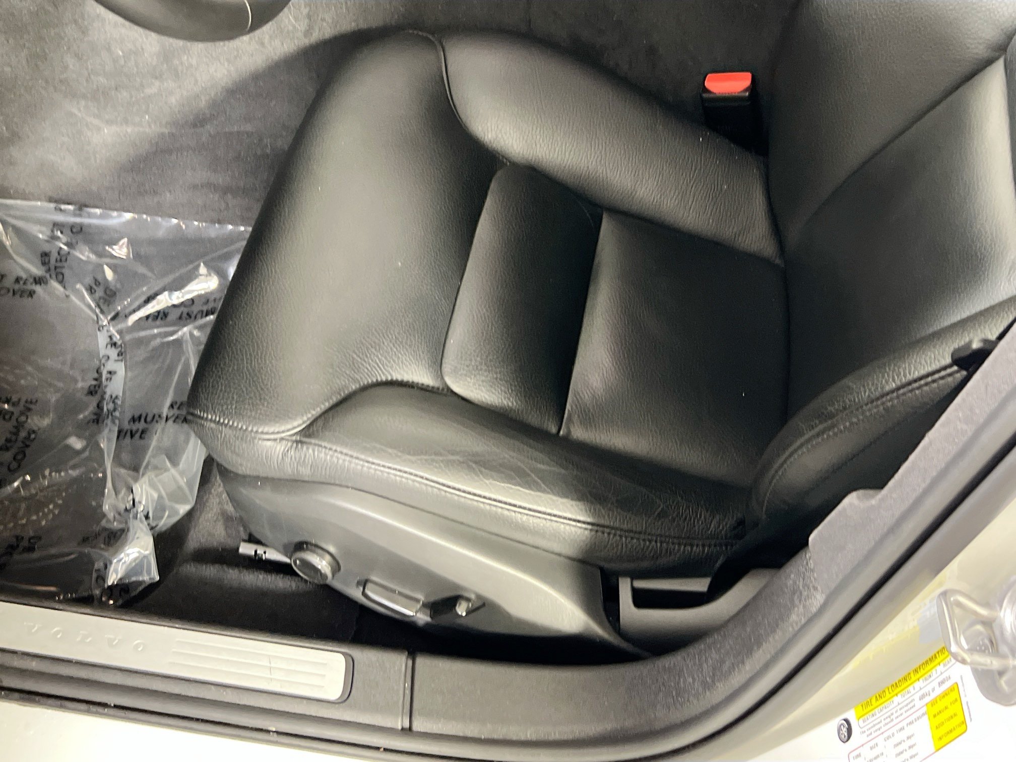 Used 2023 Volvo S60 B5 Plus w/ Climate Package AWD/4WD image 18