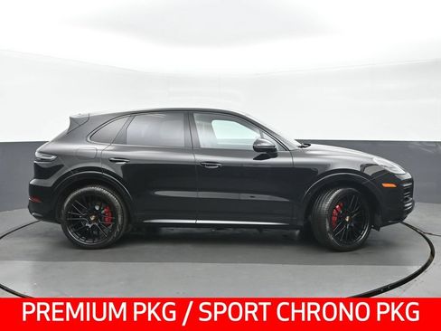 Used 2023 Porsche Cayenne GTS AWD/4WD image 2