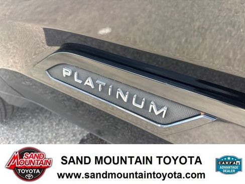 Used 2022 Toyota Tundra Platinum w/ Advanced Package RWD image 10