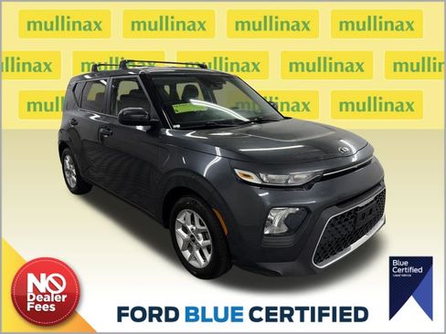 Used 2020 Kia Soul S FWD image 1