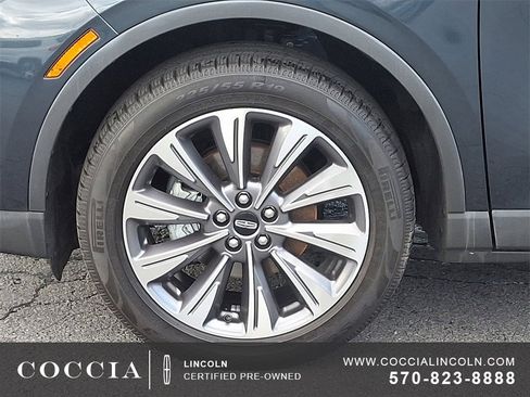 Certified 2022 Lincoln Corsair Reserve w/ Elements Package image 8