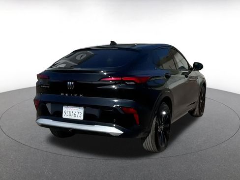 Used 2025 Buick Envista Sport Touring image 10