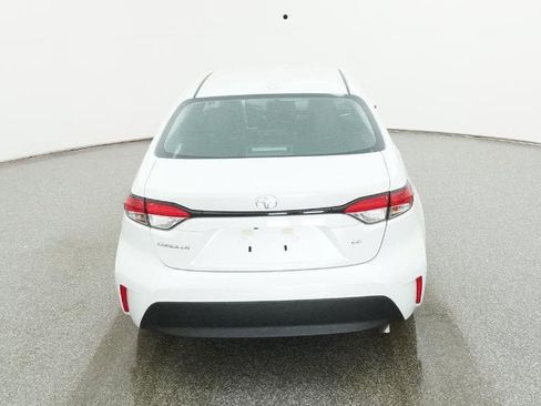 New 2026 Toyota Corolla LE image 7