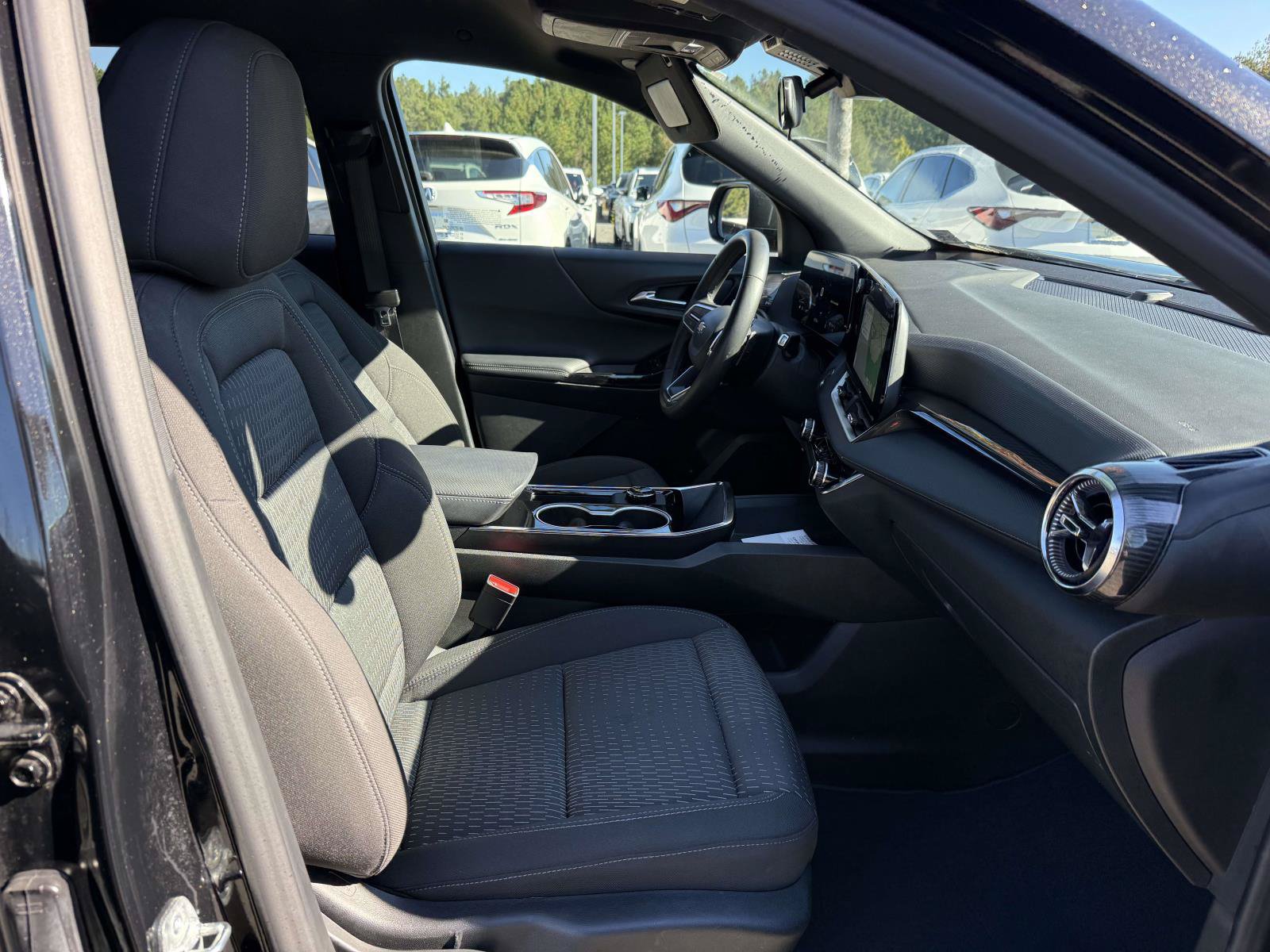 Certified 2026 Chevrolet Equinox LT AWD/4WD image 14