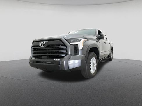 New 2025 Toyota Tundra SR5 image 32