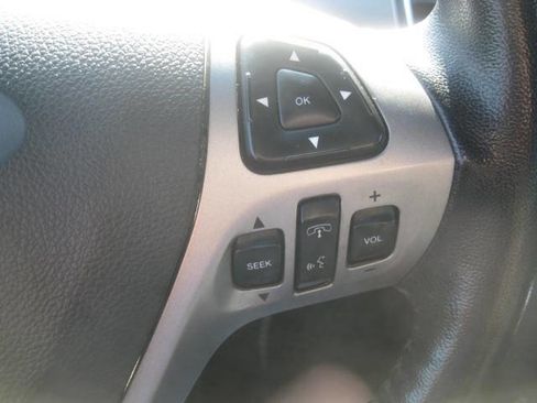 Used 2014 Ford Taurus SEL w/ Equipment Group 201A image 30