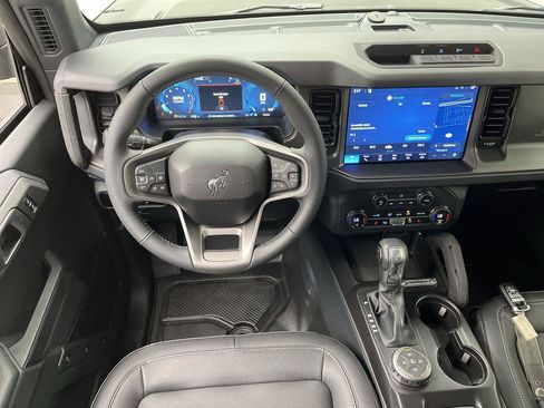 Used 2026 Ford Bronco Big Bend w/ Black Diamond Package AWD/4WD image 12