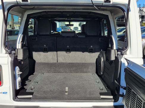 Used 2023 Jeep Wrangler Sahara image 20