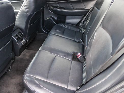 Used 2019 Subaru Outback 2.5i Limited image 17