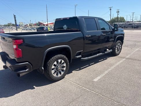 Used 2023 Chevrolet Silverado 2500 Custom w/ Custom Value Package AWD/4WD image 15