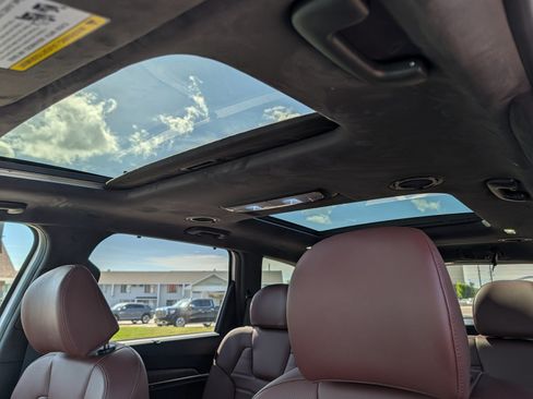 Used 2025 Kia Telluride SX Prestige AWD/4WD image 21