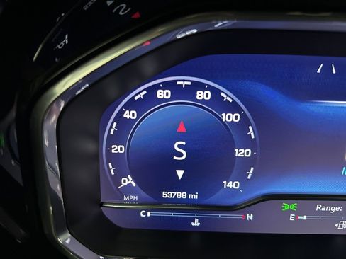 Used 2023 Chevrolet Silverado 1500 LT Trail Boss w/ Convenience Package II image 26