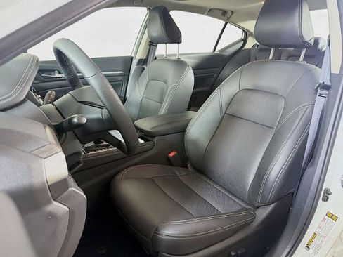 Certified 2025 Nissan Altima 2.5 SL FWD image 17