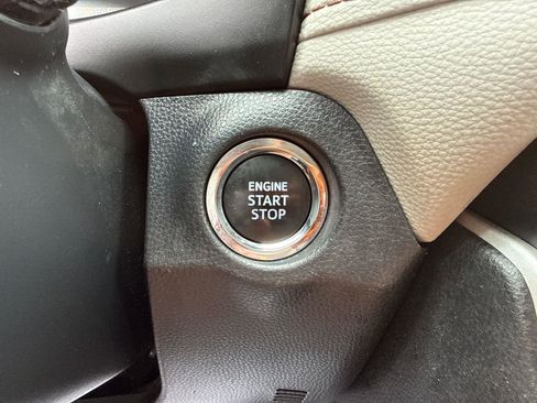 Used 2023 Toyota RAV4 Limited FWD image 18