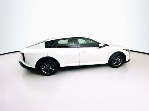 Used 2025 Kia K4 FWD image 10