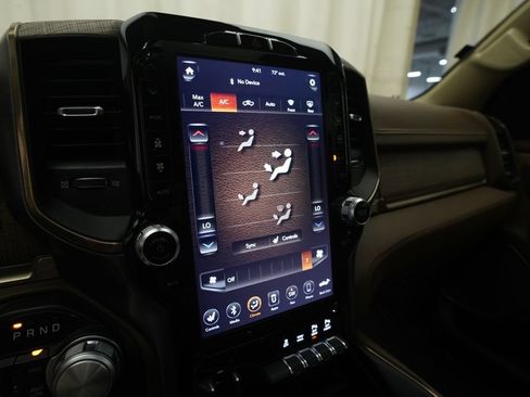 Used 2019 RAM 1500 Laramie Longhorn AWD/4WD image 19