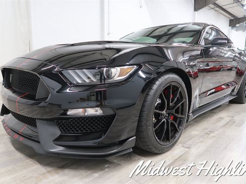 Used 2019 Ford Mustang Shelby GT350 w/ Technology Package RWD image 14