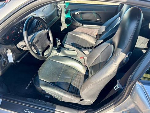 Used 2001 Porsche 911 Carrera 4 image 11