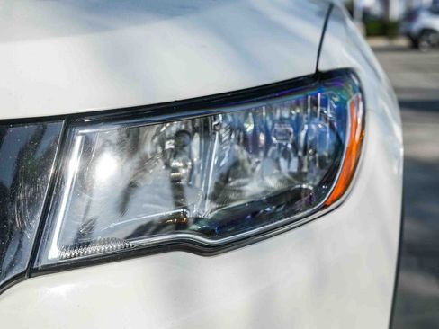 Used 2018 Jeep Compass Sport w/ Tech Group image 10