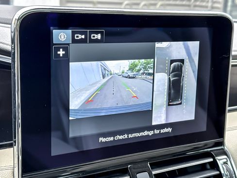 Used 2018 Lincoln Navigator Reserve w/ Technology Package AWD/4WD image 22