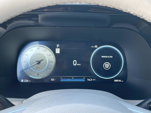 Used 2023 Hyundai Palisade Calligraphy image 18