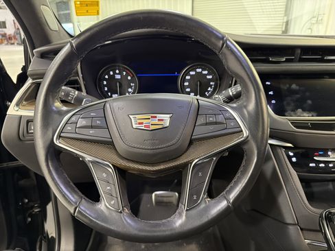 Used 2020 Cadillac XT5 Sportv w/ Platinum Package image 16