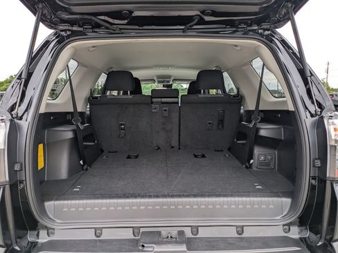 Used 2024 Toyota 4Runner SR5 RWD image 13