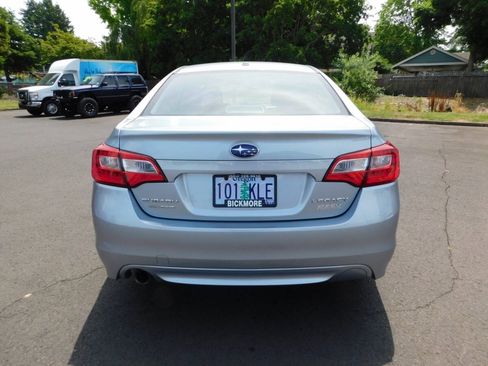 Used 2015 Subaru Legacy 2.5i Premium AWD/4WD image 21