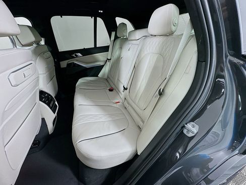 New 2026 BMW X5 xDrive50e w/ Executive Package image 17