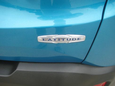 Used 2021 Jeep Renegade Latitude w/ Convenience Group image 7