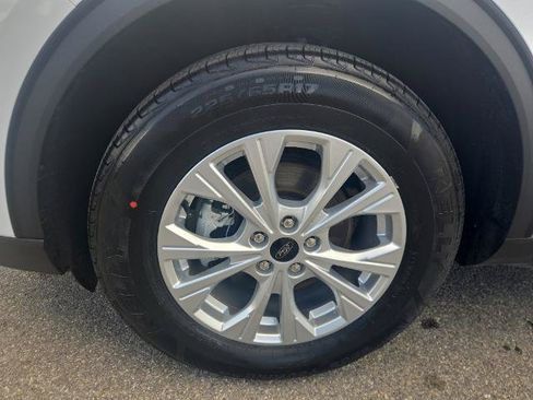 Certified 2024 Ford Escape Active AWD/4WD image 5