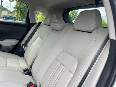 Used 2025 Honda HR-V EX-L image 40