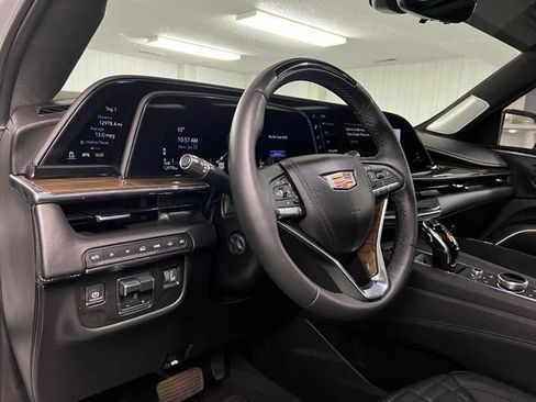 Certified 2024 Cadillac Escalade Premium Luxury Platinum AWD/4WD image 14