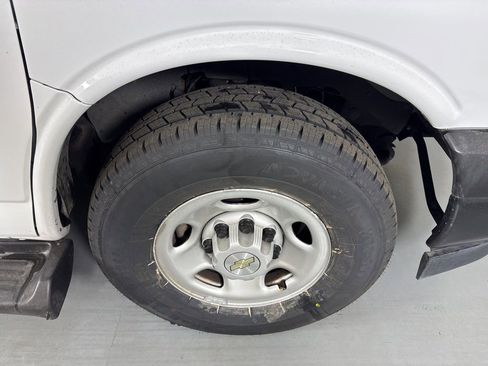 Used 2023 Chevrolet Express 3500 LS image 13