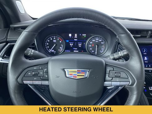Certified 2024 Cadillac XT6 Premium Luxury w/ Technology Package FWD image 3