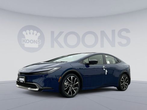 New 2026 Toyota Prius Plug-In Hybrid FWD image 1