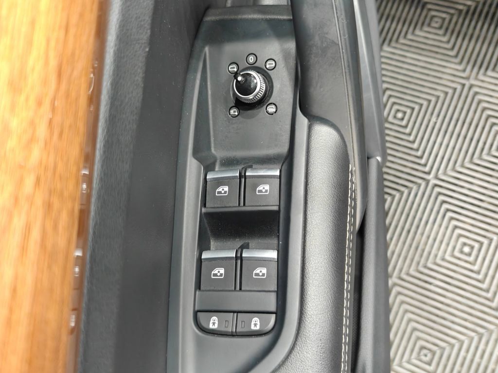Used 2021 Audi Q5 2.0T Premium Plus AWD/4WD image 60