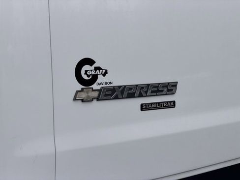 Used 2014 Chevrolet Express 3500 LT w/ LT Preferred Equipment Group image 21